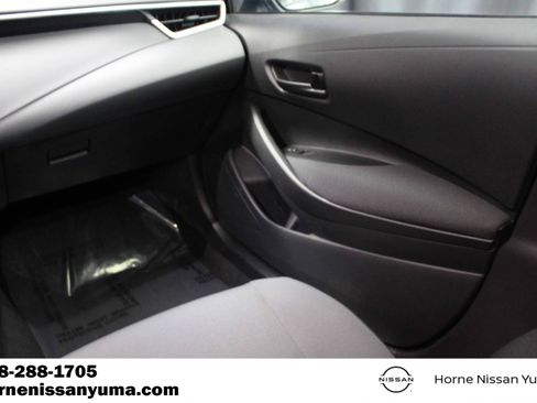 Used 2026 Toyota Corolla LE FWD image 11