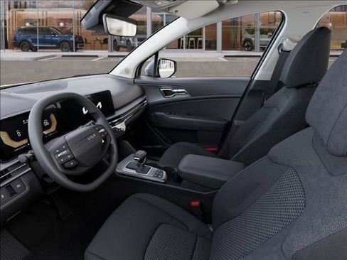 Certified 2026 Kia Sportage LX FWD image 17