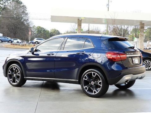 Used 2018 Mercedes-Benz GLA 250 image 16