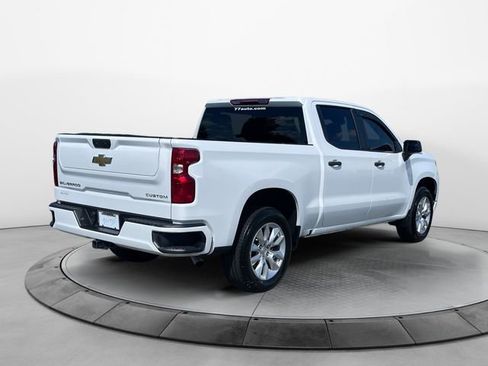 Used 2024 Chevrolet Silverado 1500 Custom image 5