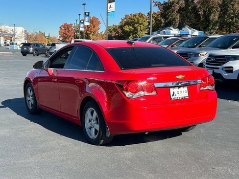 Used 2016 Chevrolet Cruze LT image 6