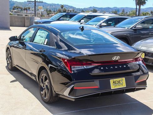 New 2026 Hyundai Elantra N Line FWD image 7
