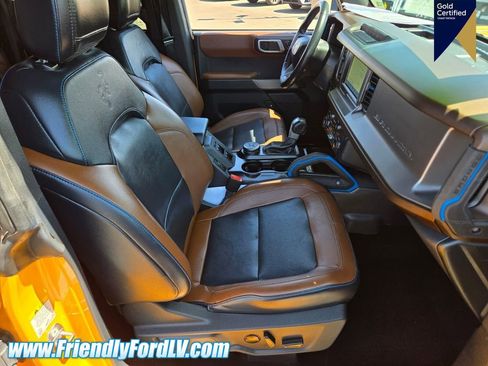 Certified 2022 Ford Bronco Outer Banks w/ Sasquatch Package AWD/4WD image 14