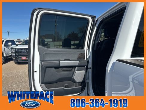 Used 2023 Ford F350 Lariat w/ Lariat Ultimate Package image 34