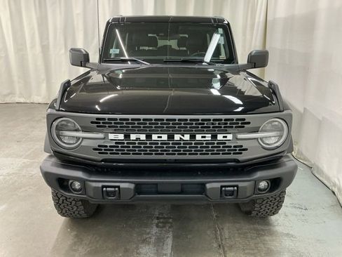 Used 2023 Ford Bronco Badlands image 10