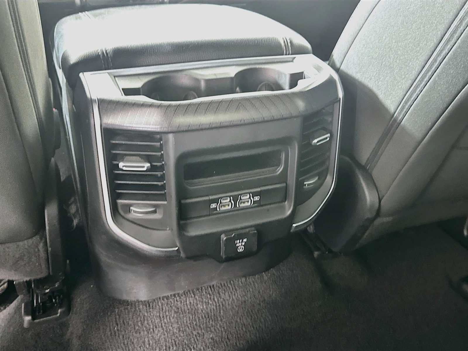 Used 2025 RAM 1500 Big Horn AWD/4WD image 24