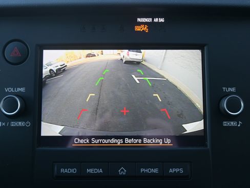 Certified 2025 Subaru Outback Premium image 25