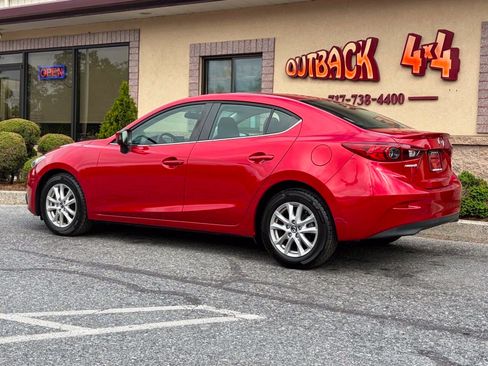 Used 2016 MAZDA MAZDA3 i Touring FWD image 4