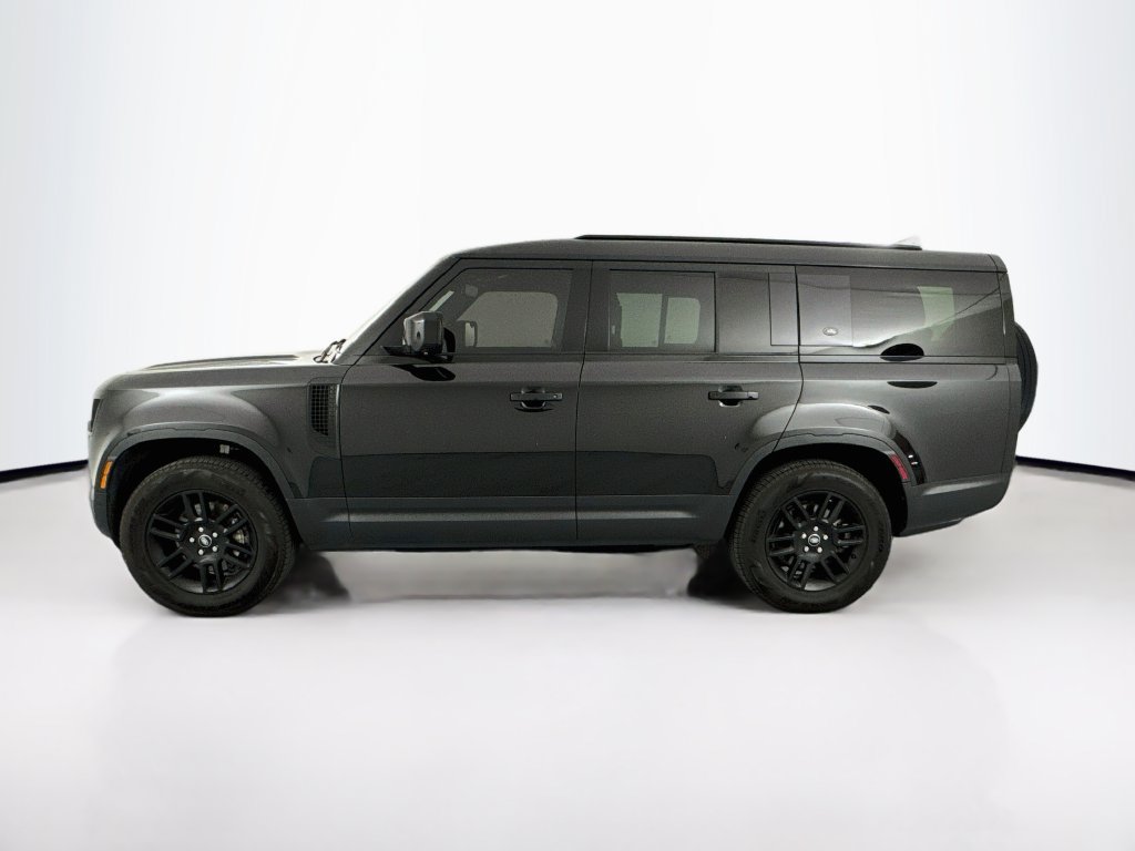 Used 2024 Land Rover Defender 130 S AWD/4WD image 8