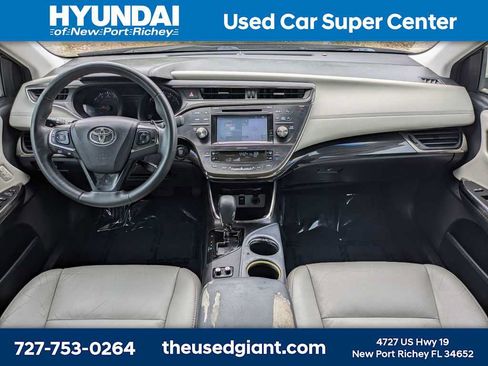 Used 2015 Toyota Avalon XLE Touring FWD image 16