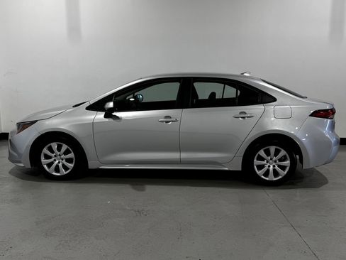 Used 2023 Toyota Corolla LE FWD image 13