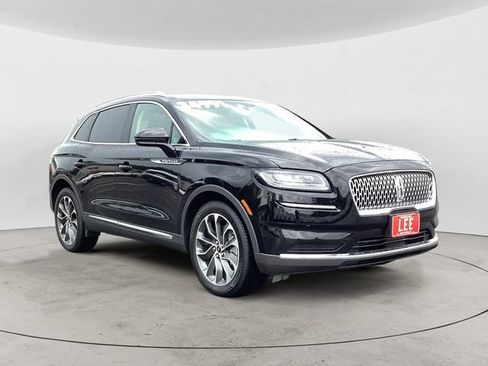 Used 2023 Lincoln Nautilus Reserve w/ Class II Trailer Tow Package AWD/4WD image 7