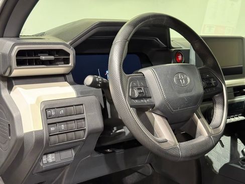 Certified 2024 Toyota Tacoma TRD Off-Road AWD/4WD image 16