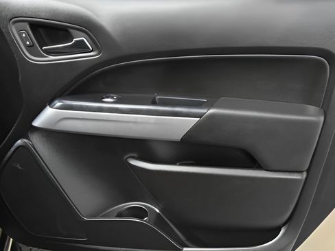 Used 2021 Chevrolet Colorado ZR2 w/ ZR2 Dusk Special Edition image 34