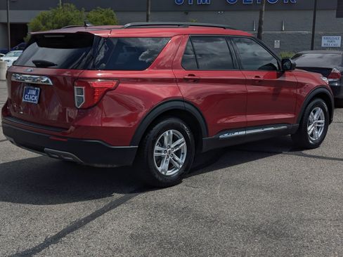 Certified 2021 Ford Explorer XLT w/ Equipment Group 202A RWD image 2