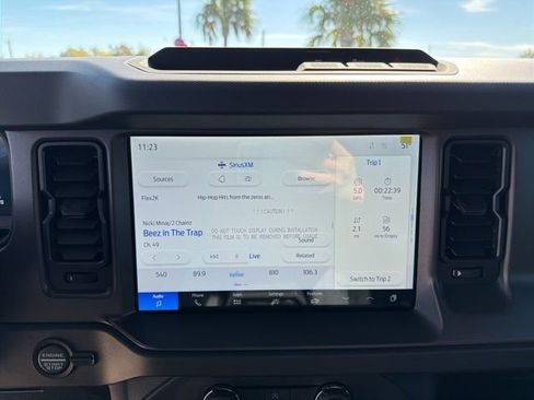 New 2025 Ford Bronco 4-Door image 17