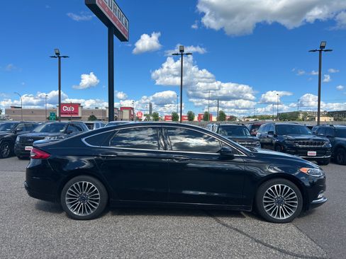 Used 2017 Ford Fusion Titanium AWD/4WD image 5