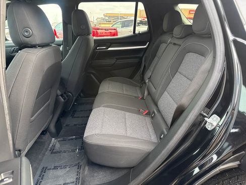 Used 2025 GMC Terrain Elevation image 24