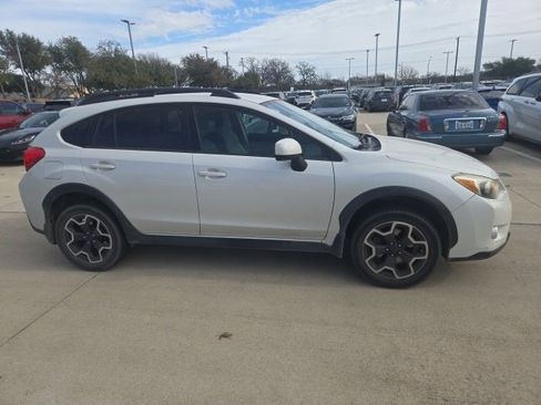 Used 2013 Subaru Crosstrek 2.0i Premium image 2