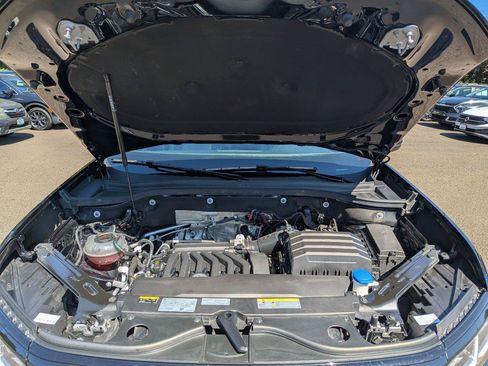 Certified 2023 Volkswagen Atlas SEL R-Line AWD/4WD image 45