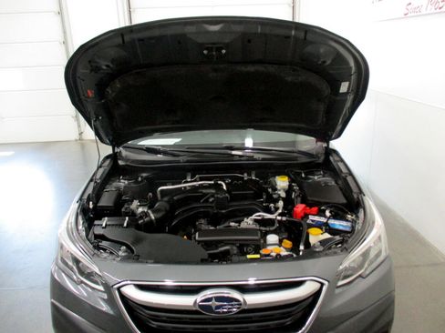 Used 2021 Subaru Outback Limited image 26