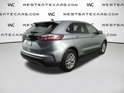 Used 2024 Ford Edge SEL image 45
