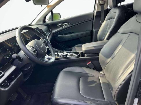 Used 2023 Kia Sportage EX AWD/4WD image 16
