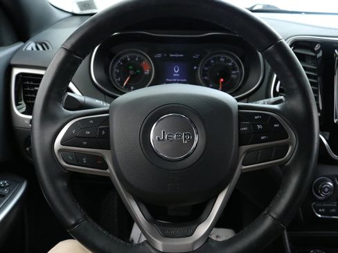 Used 2019 Jeep Cherokee High Altitude image 12