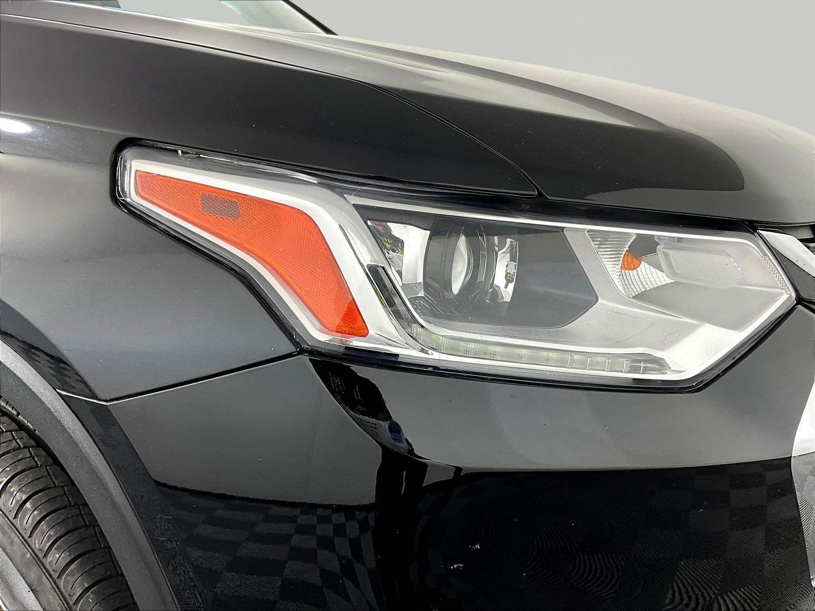 Used 2020 Chevrolet Traverse LS FWD image 28
