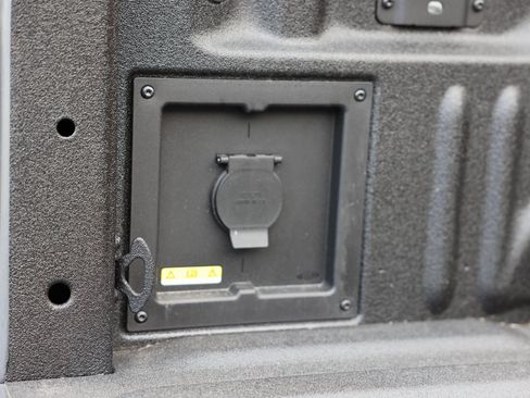 Certified 2024 Ford F150 XLT w/ FX4 Off-Road Package image 15