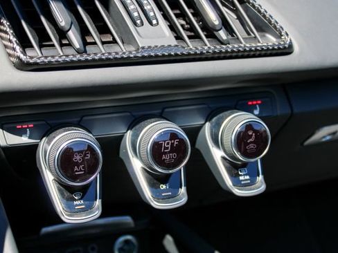 Used 2022 Audi R8 V10 performance w/ R8 Performance Design Package image 24