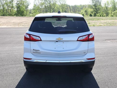 Used 2020 Chevrolet Equinox LT FWD image 5