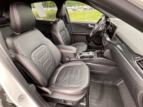 Certified 2023 Ford Escape ST-Line Elite w/ Premium Technology Package AWD/4WD image 25