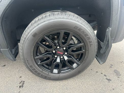 Used 2021 GMC Sierra 1500 Elevation image 10