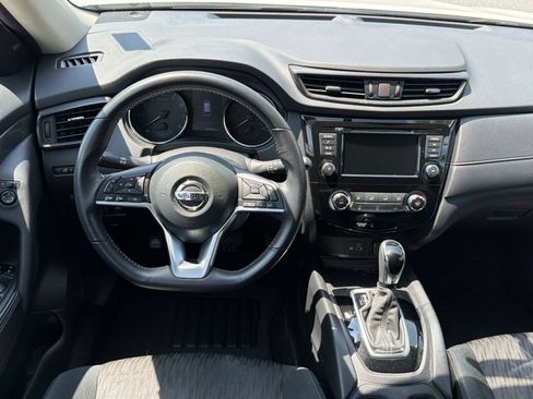 Used 2018 Nissan Rogue S w/ S Value Package FWD image 28