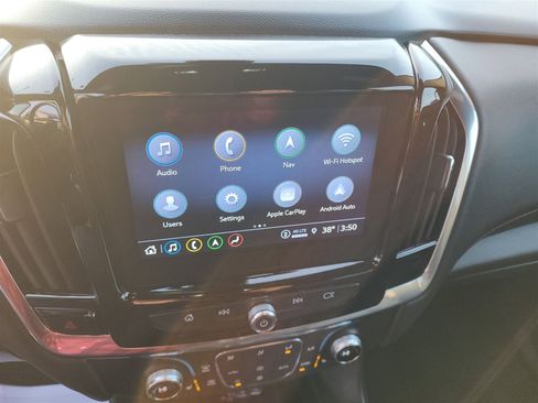 Used 2023 Chevrolet Traverse RS image 14