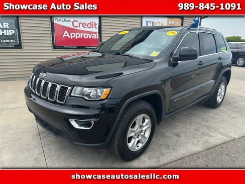 Used 2018 Jeep Grand Cherokee Laredo AWD/4WD image 1