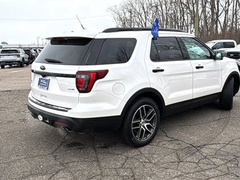 Certified 2019 Ford Explorer Sport w/ Equipment Group 401A image 4