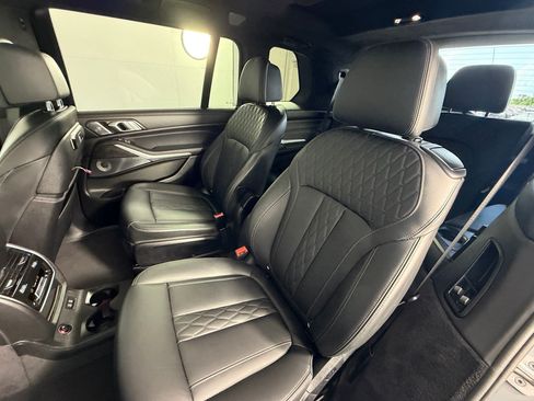 Used 2024 BMW X7 xDrive40i w/ Executive Package AWD/4WD image 24