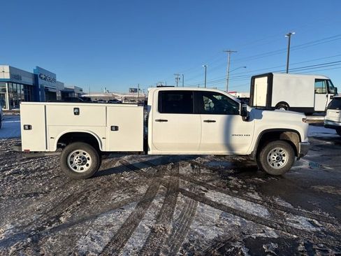 New 2026 Chevrolet Silverado 3500 W/T w/ WT Convenience Package AWD/4WD image 2