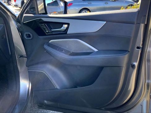 Used 2023 Acura MDX SH-AWD w/ Technology Package image 23