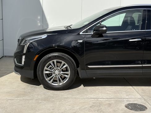 Certified 2023 Cadillac XT5 Premium Luxury AWD/4WD image 5