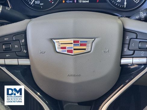 Used 2024 Cadillac XT6 Premium Luxury w/ Technology Package image 37