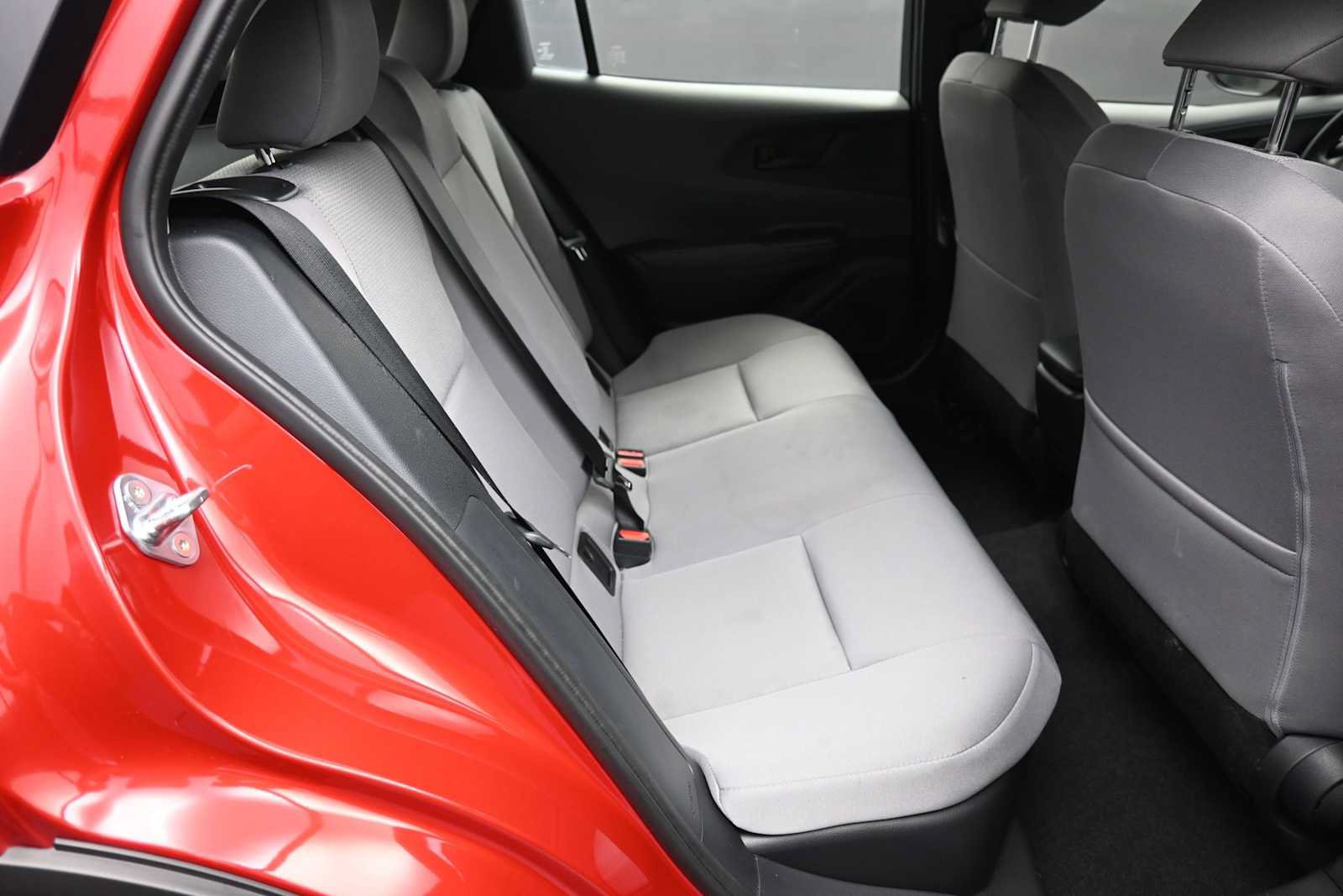 Used 2026 Toyota Prius LE FWD image 22