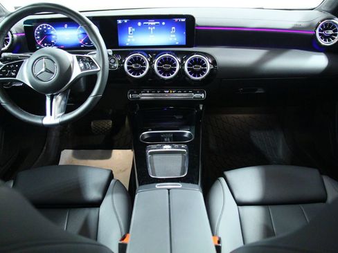 Certified 2025 Mercedes-Benz CLA 250 4MATIC image 20