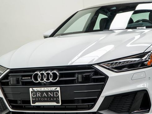 Used 2023 Audi A7 3.0T Prestige w/ Luxury Package image 2