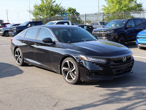 Used 2022 Honda Accord Sport image 14