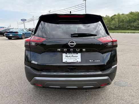 Used 2023 Nissan Rogue SL AWD/4WD image 4
