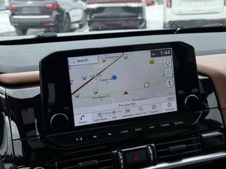 Used 2023 Nissan Pathfinder Platinum w/ Cargo Package video 3