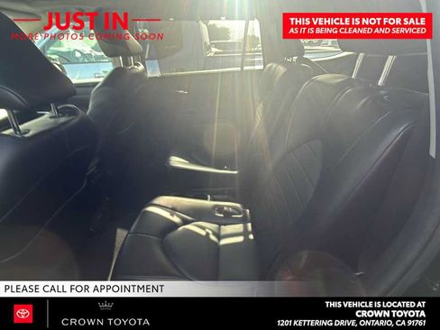 Used 2022 Toyota Highlander XLE FWD image 6